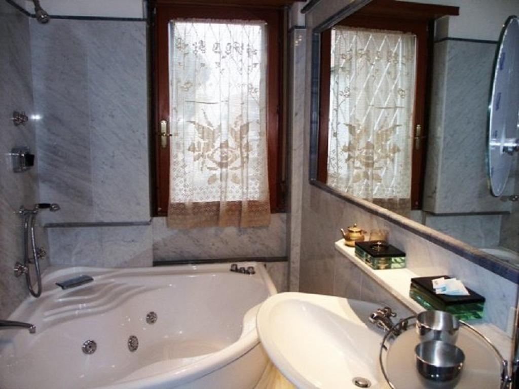 Flatinrome Trastevere Traversari Appartamento